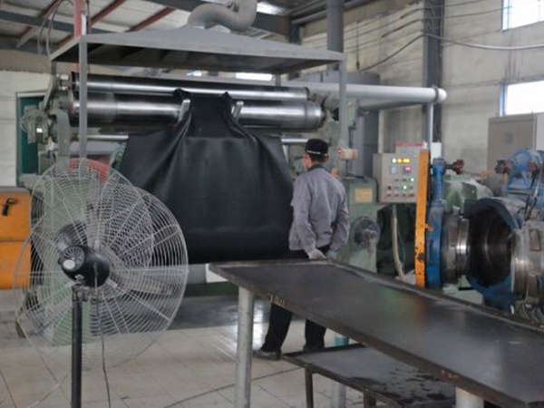 生產(chǎn)設(shè)備