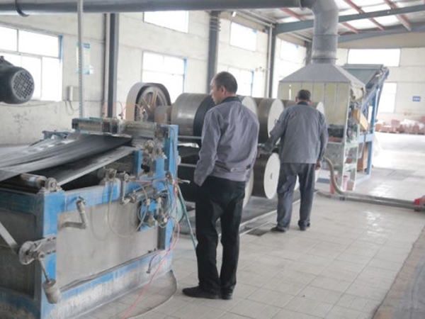 生產(chǎn)設(shè)備