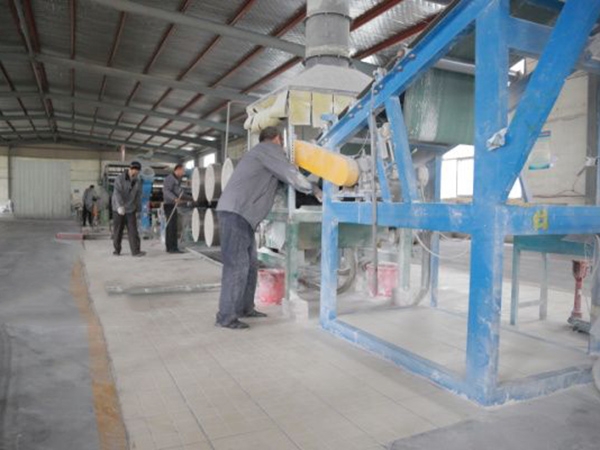 生產(chǎn)設(shè)備